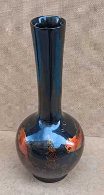 Jarrón esmaltado. 26x10