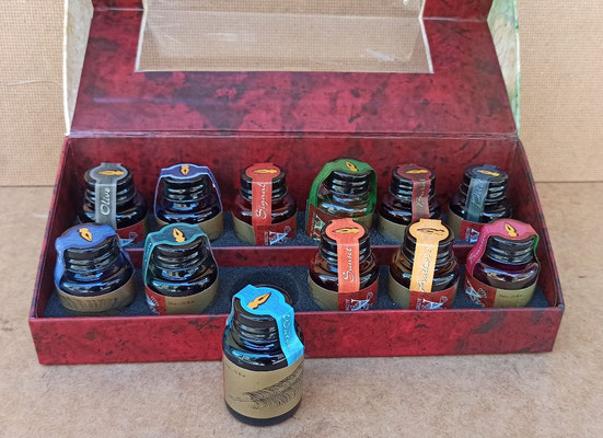 Tinta varios colores. Ref AM MG084