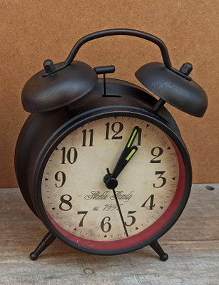 Reloj despertador. Ref 002. 17x12 