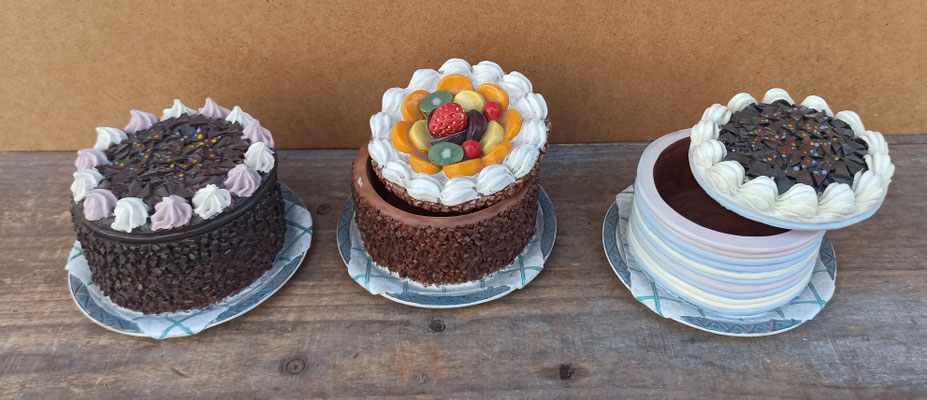 Caja resina. Ref 4649/523. 7x10