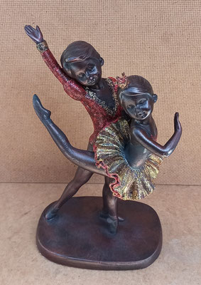 Pareja bailarines ballet resina. Ref 1/438.  21x12x8.