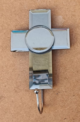 Percha cruz espejo. Ref DRL. 15X9,5X4,5