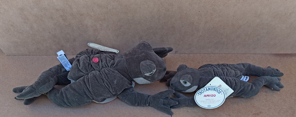 Ranas peluche con sonido (croan). Ref 30203. 12x40 y 12x30