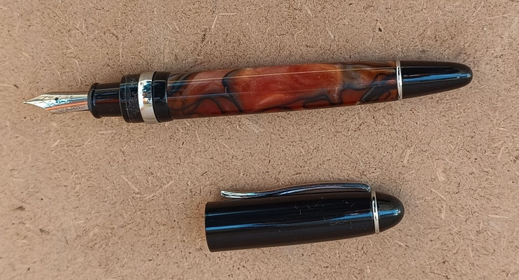 Pluma estilográfica 