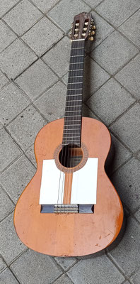 Guitarra Yamaha CG-200A. 103x37x10