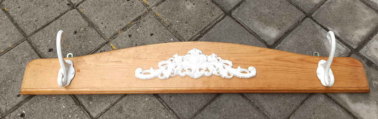 Perchero madera y hierro. 85x16