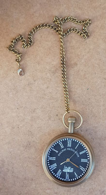 Reloj bolsillo latón a pilas. Ref 17645. 7x5x1