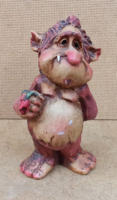 Paor. Troll resina. Ref 319C. 13x8x6