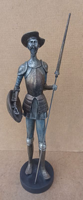 Quijote resina. Ref 47531. 47x10