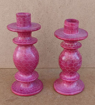 Portavelas Besmo product de esteatita tallado a mano en Kenia. Ref KS055. Grande 20x8. Pequeño 19x8