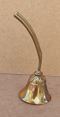 Campana de mano latón. Ref 10000934. 12,5x5