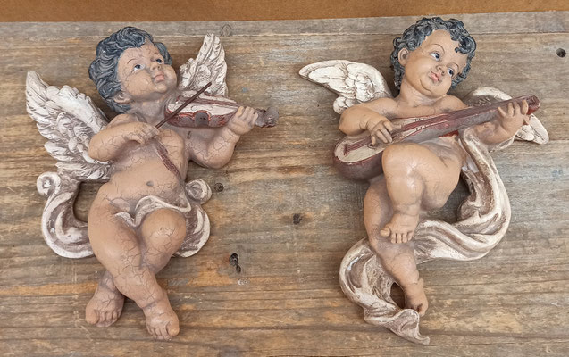Figura ángel pared resina. Ref QS71487. 22x17x4