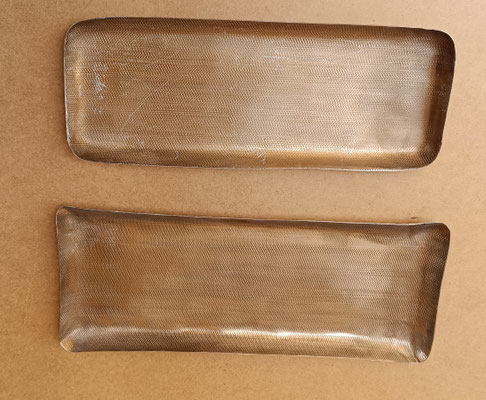 Bandejas metal. Ref 25351. Grande 41x16. Pequeña 38x14