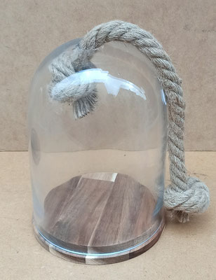 Fanal con cuerda base de madera. Ref 170425790. Medida del cristal 20x14