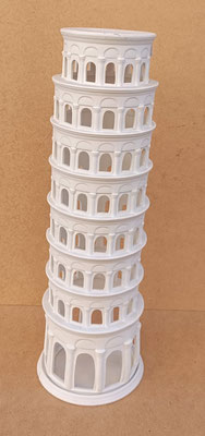 Torre de Pisa porcelana biscuit. Ref AR025. 48x15. Se puede usar como portavela 