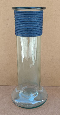 Jarrón cristal reciclado con adorno cuerda San Miguel (España). Ref 2451. 35x14,5.