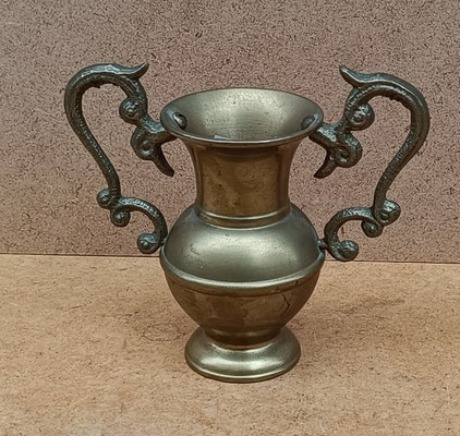 Copa metal. 12x13x6