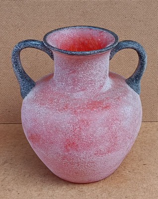 Jarrón vidrio empolvado. 20x16