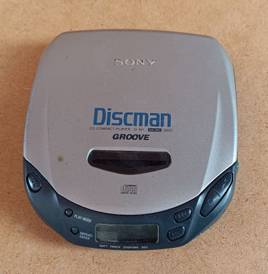 Reproductor de CD Sony. 2,5x13x15