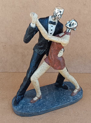 Pareja baile resina y metal. Ref 2689002. 30x22x10 