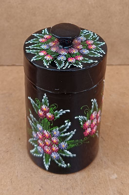 Caja madera pintada. 10x5