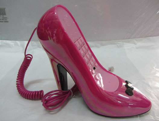 Teléfono stiletto rosa.
