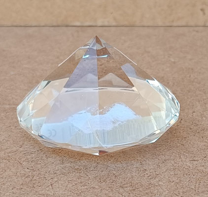 Diamante pisapapeles cristal. Ref 4525. 4x5,5