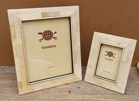Portafotos resina. Grande ref 62214 (34x28). Pequeño ref 62215 (23x18)