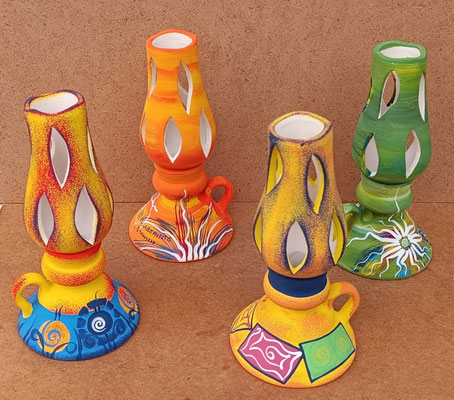 Quinqué para vela cerámica. 22x12