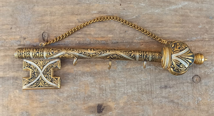 Perchero llave vintage. 15x4