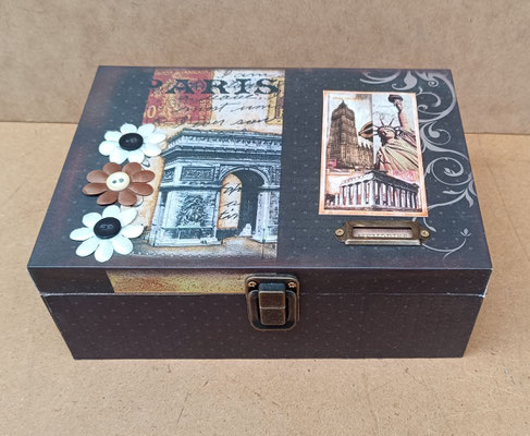 Caja madera. Ref 17548. 21x15x8
