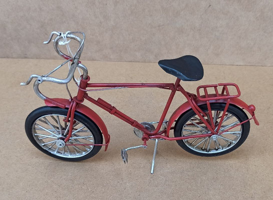 Bicicleta hojalata. Ref 72051. 12x23