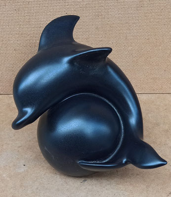 Delfín cerámica. Ref CAR10. 14x17x8