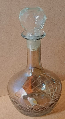Licorera cristal ahumada. 24x12. 