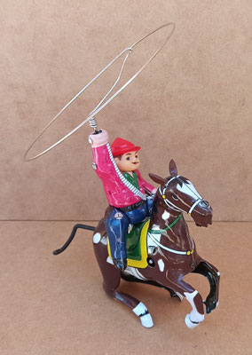 Jinete caballo lazo. Ref MS418. 15 cms