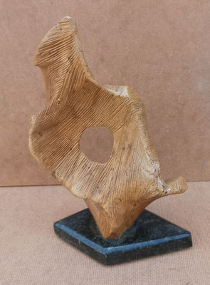 Escultura piedra de jabón. Ref 807F. 21x14x10