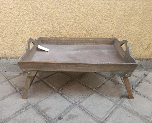 Bandeja de cama en madera. Ref 2711304. 53x37x23.