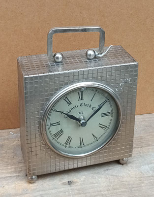 Reloj metal. Ref 61189. 16x14