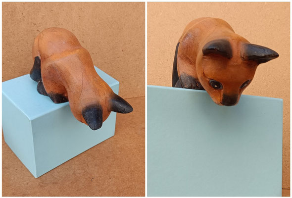 Gato madera teca para estantería. Ref EL0474. 16x8x7