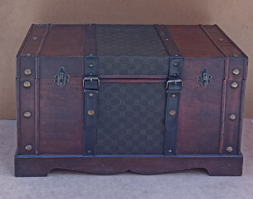 Baúl madera. Ref 5027. 55x31x27