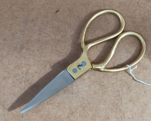 Tijeras metal. Ref 3938813. 19x9