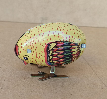 Pollito. Ref 15605. 5x3x4
