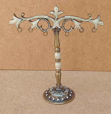 Joyero vertical metal esmaltado. Ref 33586B. 17x15,5x6