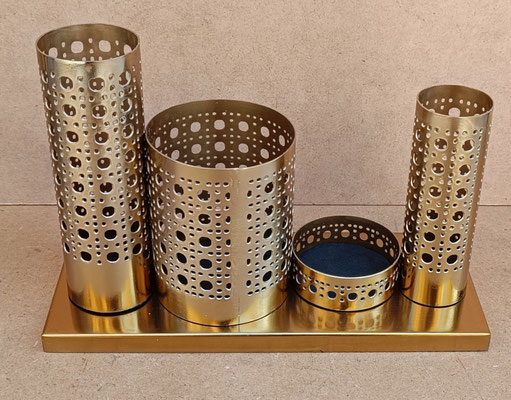 Organizador de escritorio estilo art decó metal. Ref DA004. 25x10,5x17
