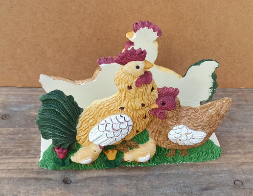 Servilletero gallinas resina. Ref 9815/429. 14,5x11x5