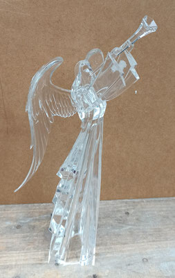 Ángel resina transparente. Ref 18/189. 40x20x17