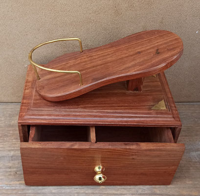Zapatero madera. Ref 113019. 22x25x15