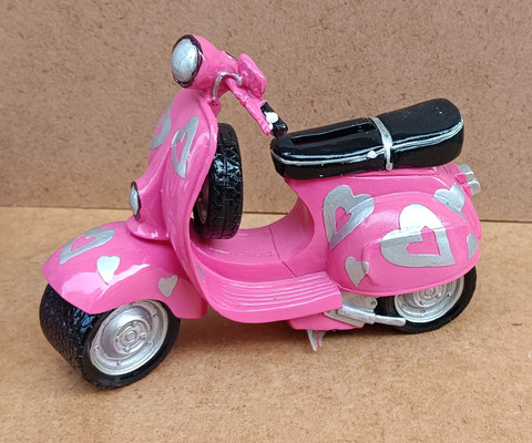 Hucha moto resina. Ref 94597. 13x18x8