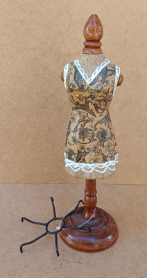 Maniquí joyero cartón. Ref 3172. 31x7