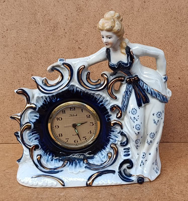 Reloj/despertador de cuerda vintage en porcelana  Felock. Hecho en Japón. 20x21x7